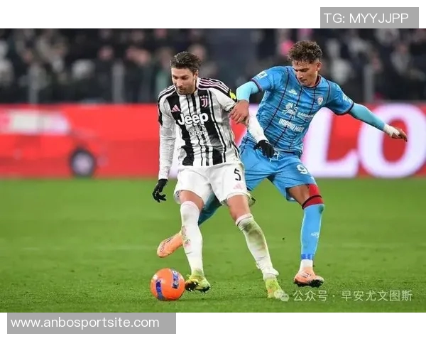 英媒热刺瞄准阿格霍瓦与弗拉霍维奇明夏免签竞争激烈