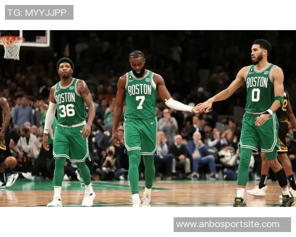 莫里斯兄弟揭露绿军策略76人被迫交易以避免选富尔茨