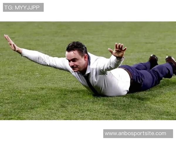 奥维马斯有望重返阿贾克斯担任体育总监职位