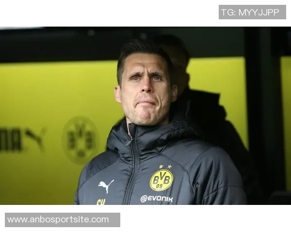 德天空报道:凯尔领导能力受质疑多特顾问萨默尔对其提出尖锐批评 德天空报道:凯尔领导能力受质疑多特顾问萨默尔对其提出尖锐批评